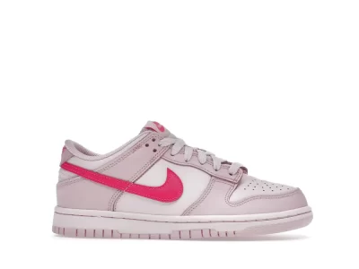 Nike Dunk Low Triple Pink