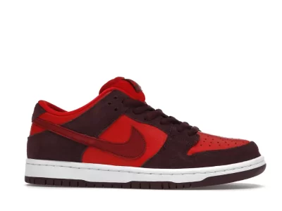 Nike SB Dunk Low Cherry